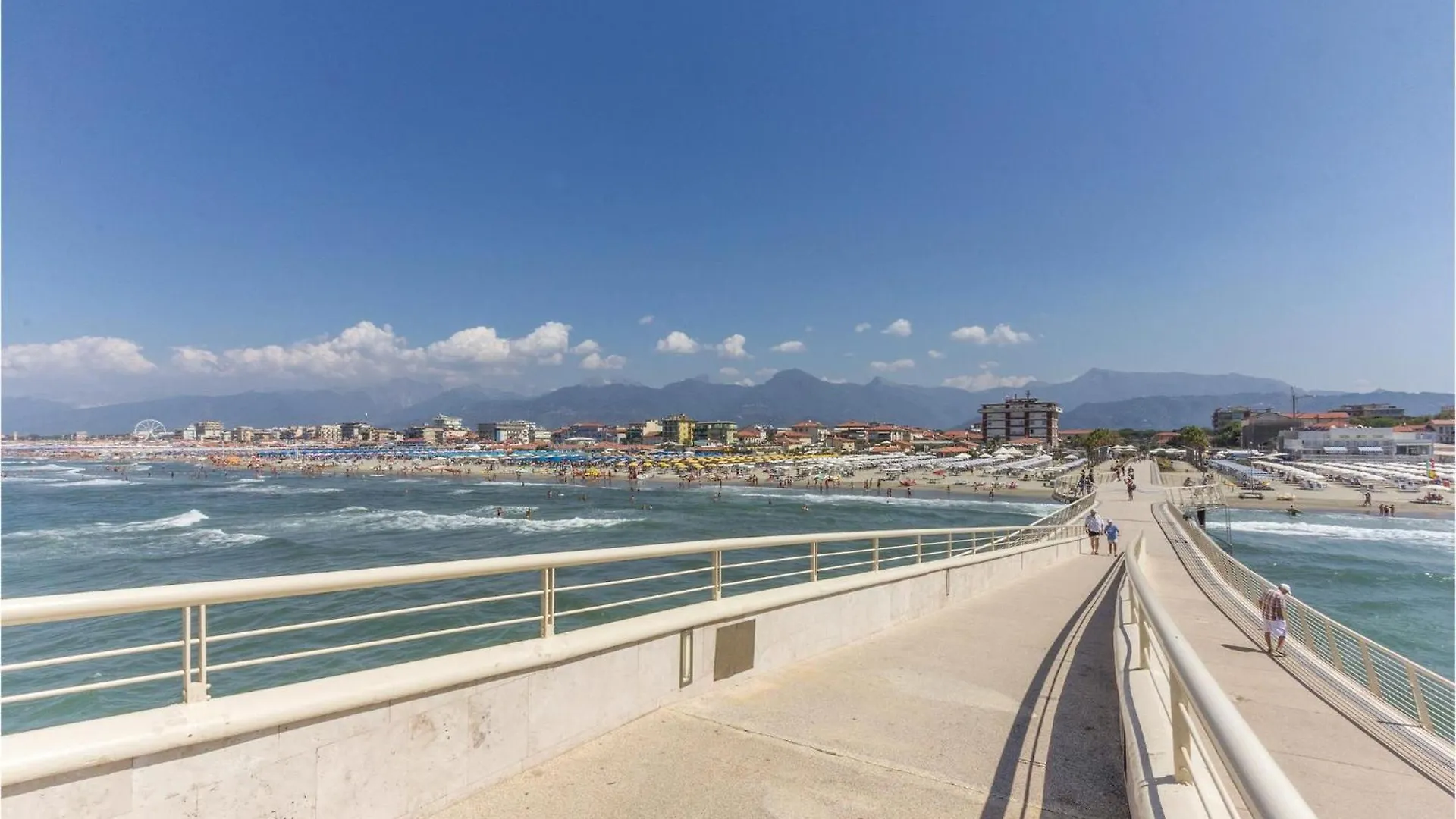 Villa 1 0*, Corsanico-Bargecchia Italien