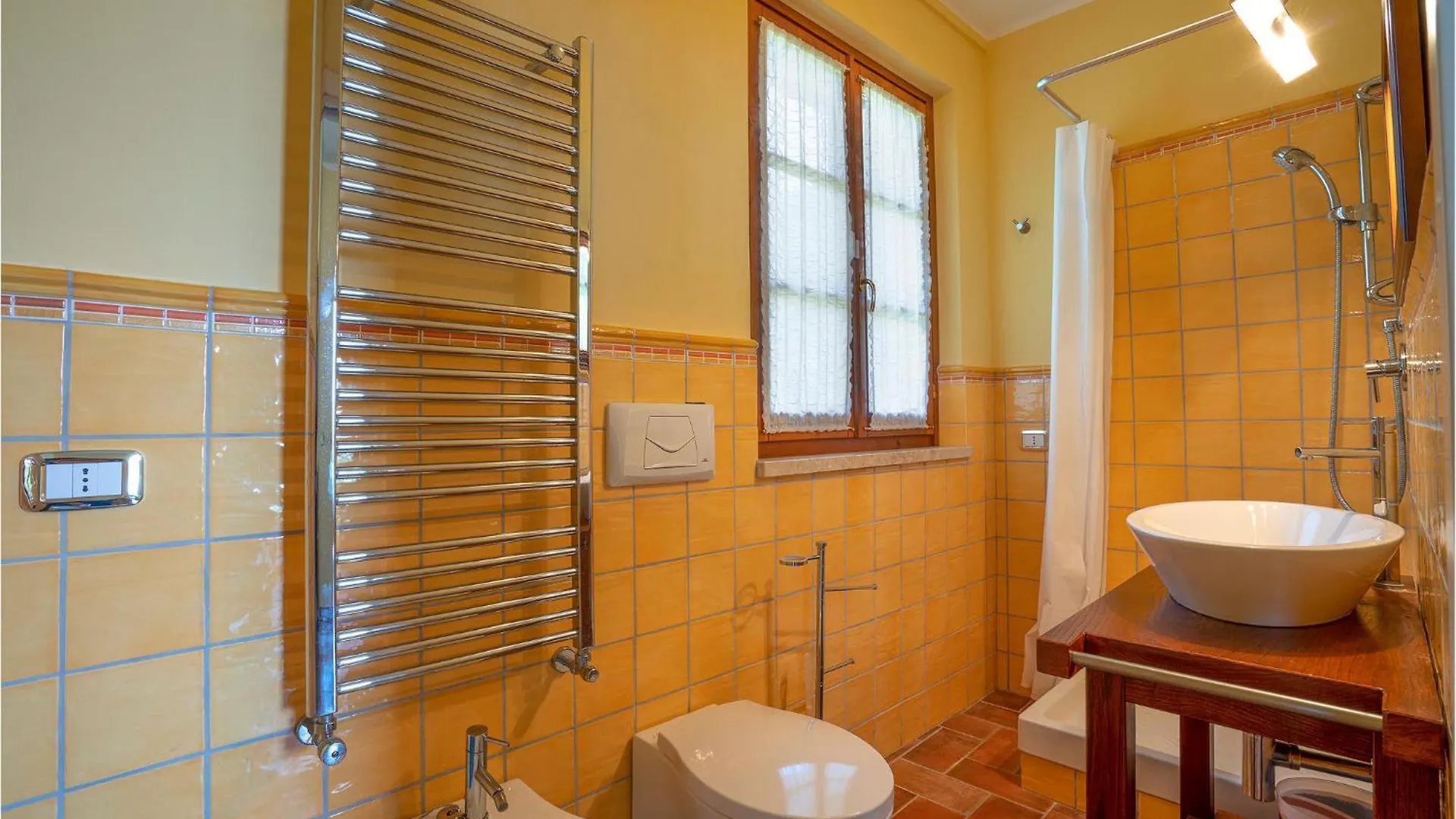 Villa 1 0*, Corsanico-Bargecchia Italien